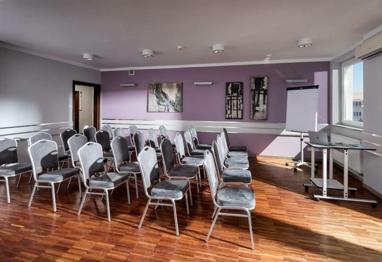 Hotel Beethoven Danzica 3*,  Polonia